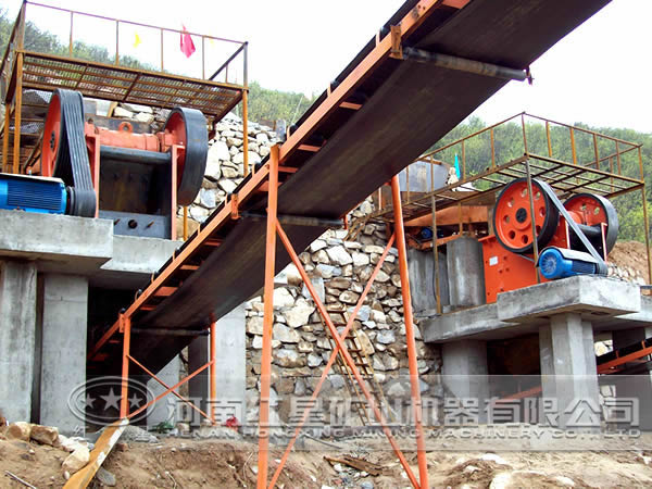 砂石生產(chǎn)線作業(yè)現(xiàn)場 砂石生產(chǎn)線作業(yè)現(xiàn)場