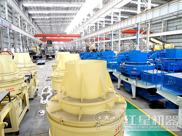 紅星制砂機(jī)車間一角 紅星制砂機(jī)車間一角